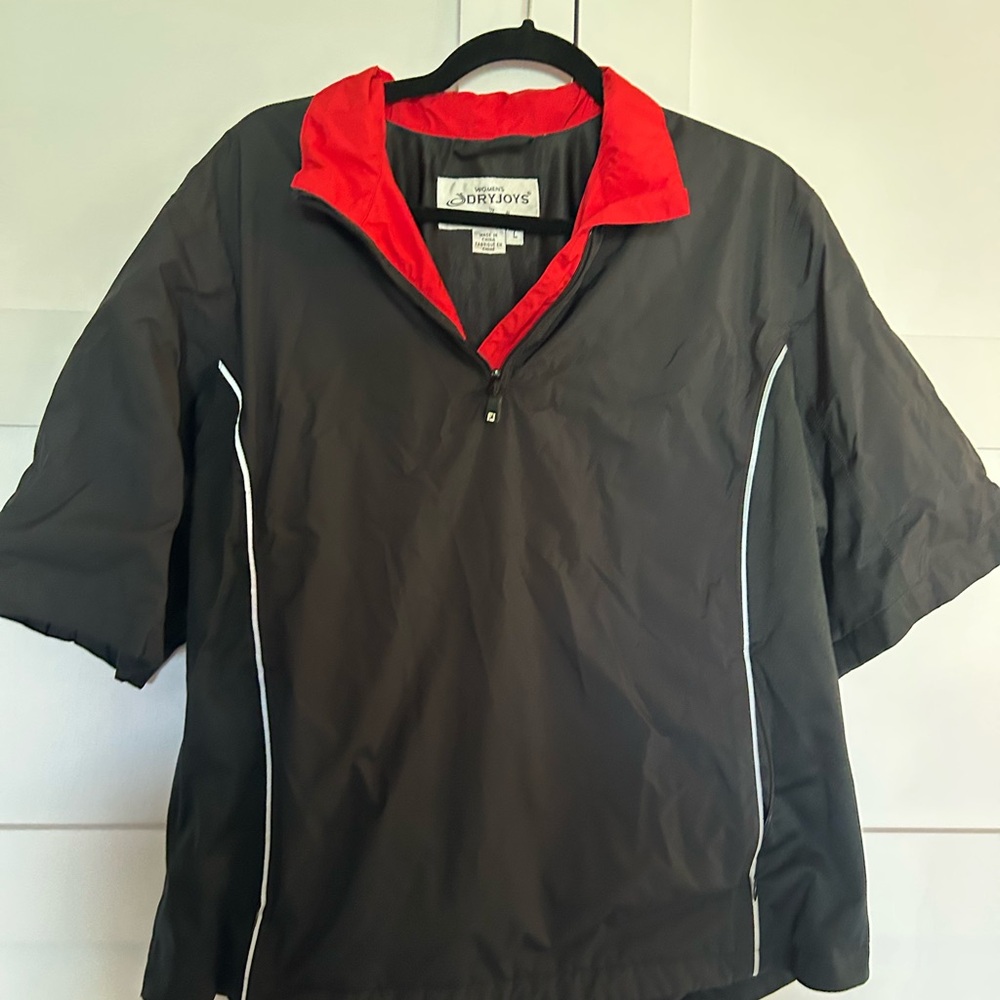 Women’s large Footjoy DryJoys Black/ Red Pullover short sleeve rain golf Jacket